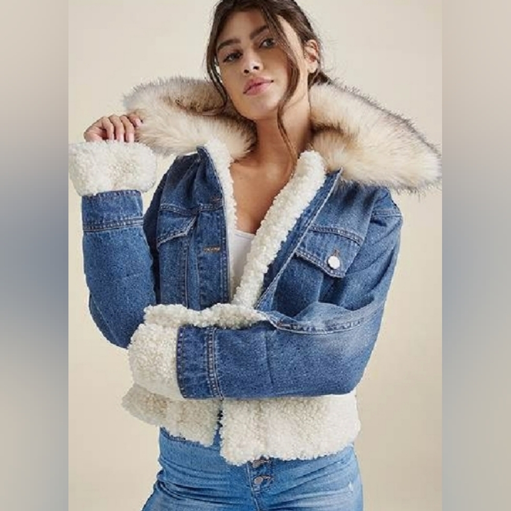 Faux Fur Trim Denim Jean Jacket Beautiful Size Medium